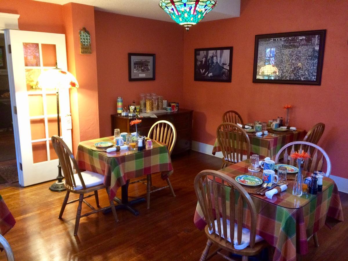 The German Berl' Inn Daytona Beach Extérieur photo