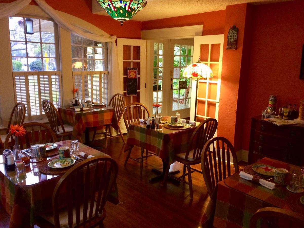 The German Berl' Inn Daytona Beach Extérieur photo